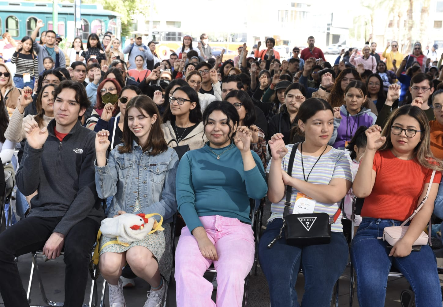 Hermosillo, Sonora; 2 de marzo, 2024.-Se gradúan 2 mil 400 jóvenes del Taller de Lengua de Señas Mexicana