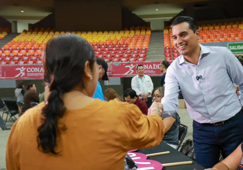 Hermosillo, Sonora; 26 de julio de 2024.- Inicia en Hermosillo entrega de uniformes y zapatos escolares gratuitos