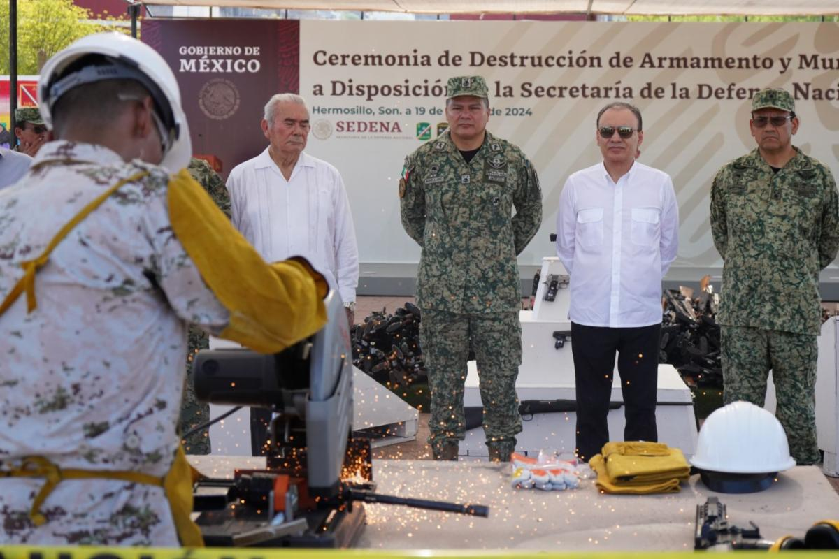  Hermosillo, Sonora; 19 de agosto de 2024.- Encabeza Gobernador Durazo acciones de combate a la delincuencia con destrucción de armamento