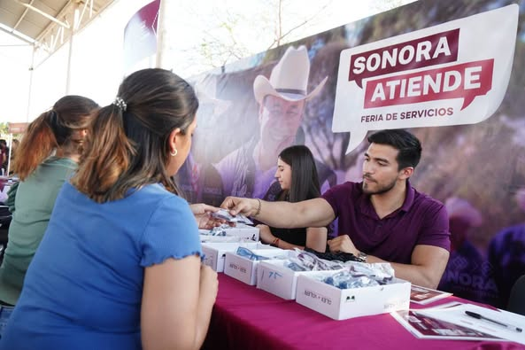 Sonora; 03 de junio de 2025.-Gobierno de Sonora, con Alfonso Durazo, acerca apoyos y trámites gratuitos a la colonia Nuevo Hermosillo