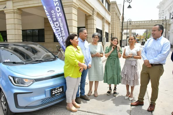 Hermosillo, Sonora; 14 de mayo de 2025.-Gobierno de Hermosillo premia a contribuyente cumplido con auto eléctrico