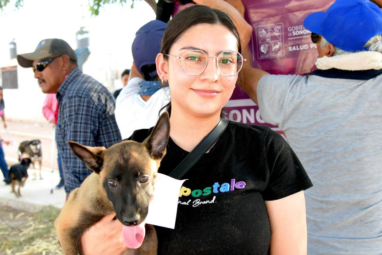  Sonora; 20 de junio del 2025.-El Gobierno de Sonora, con el liderazgo del gobernador Alfonso Durazo, acerca apoyos y trámites gratuitos a Villa Verde en Hermosillo
